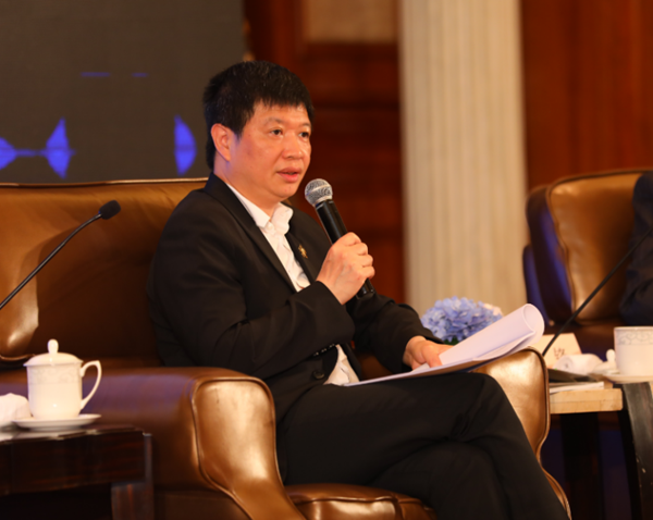 中国金茂(集团)有限公司总裁张辉作主旨发言